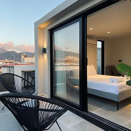 Appartamento Hyperion Penthouse Patras Esterno foto