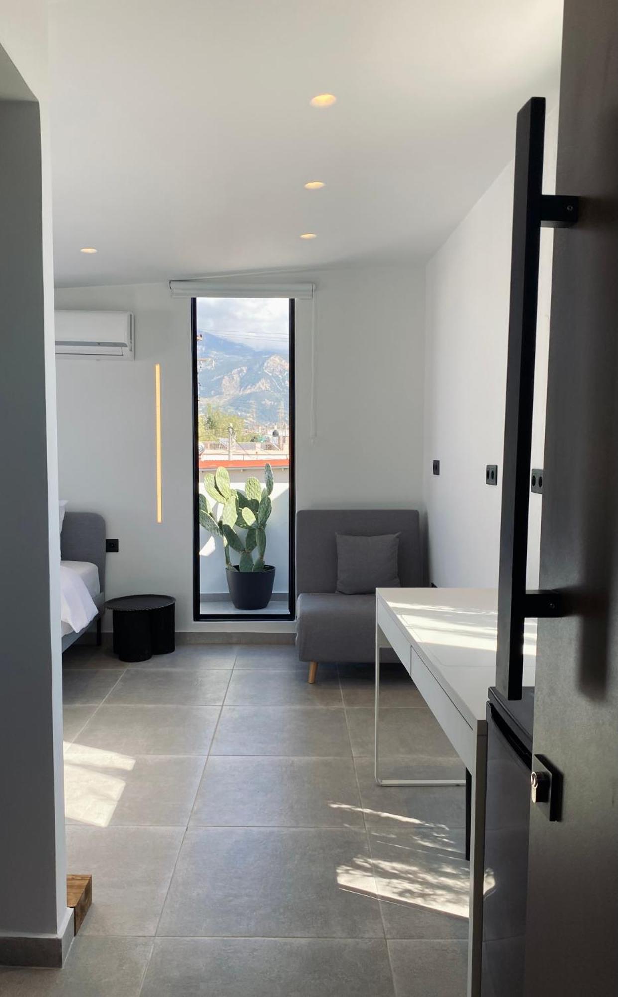 Appartamento Hyperion Penthouse Patras Esterno foto