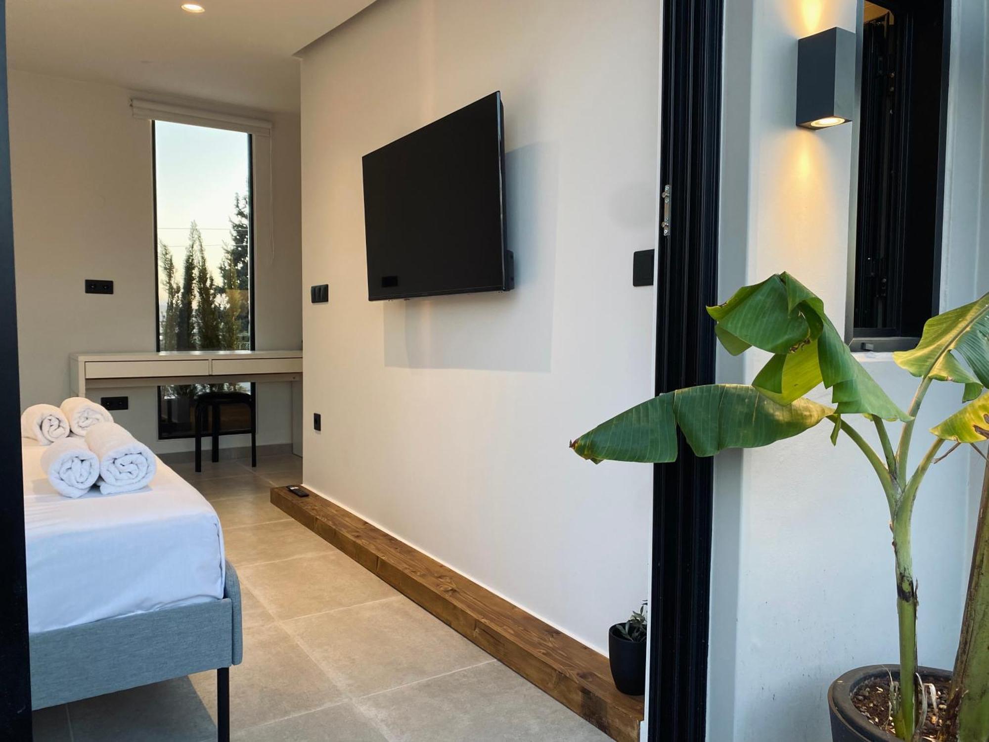 Appartamento Hyperion Penthouse Patras Esterno foto
