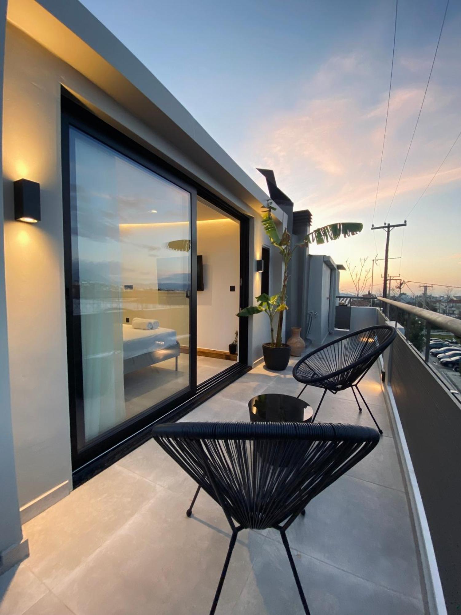 Appartamento Hyperion Penthouse Patras Esterno foto