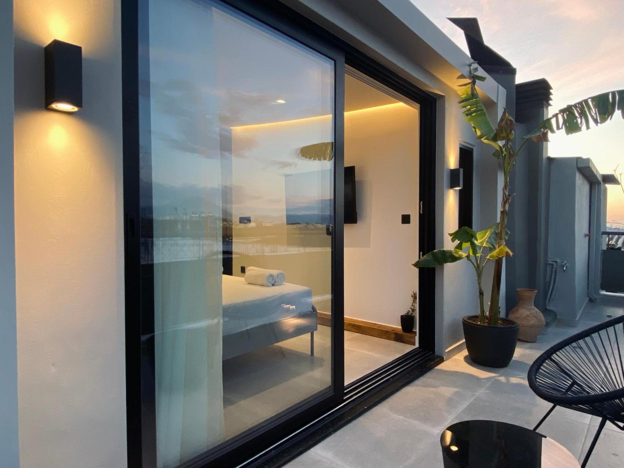 Appartamento Hyperion Penthouse Patras Esterno foto