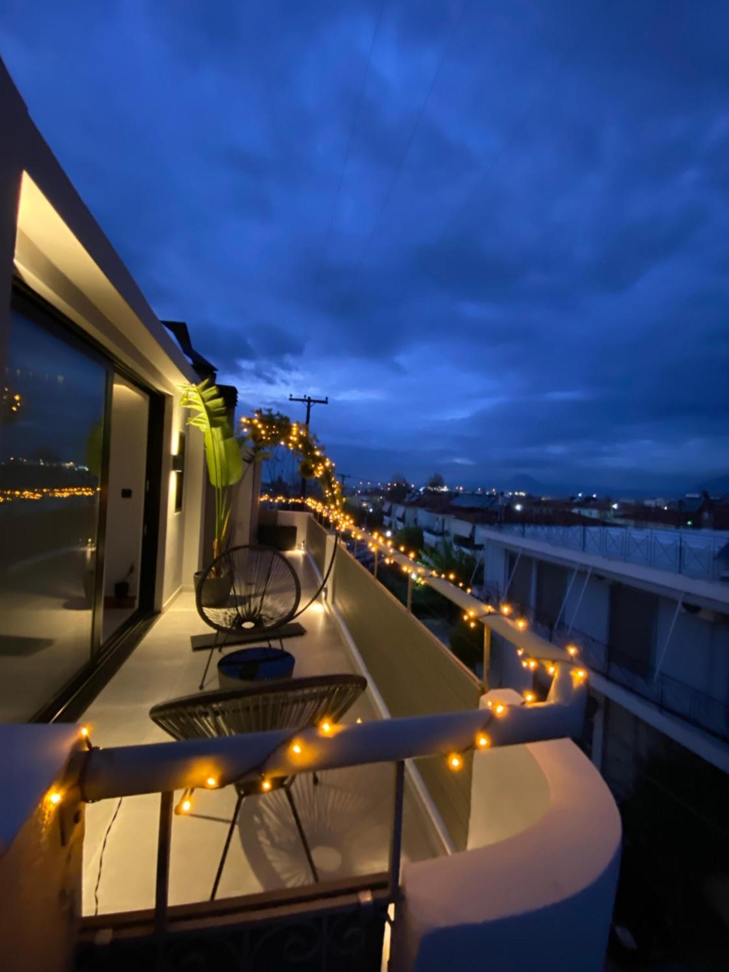 Appartamento Hyperion Penthouse Patras Esterno foto